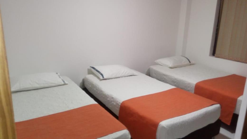 Apartamentos Turisticos Dona Flor San Andrés Eksteriør billede