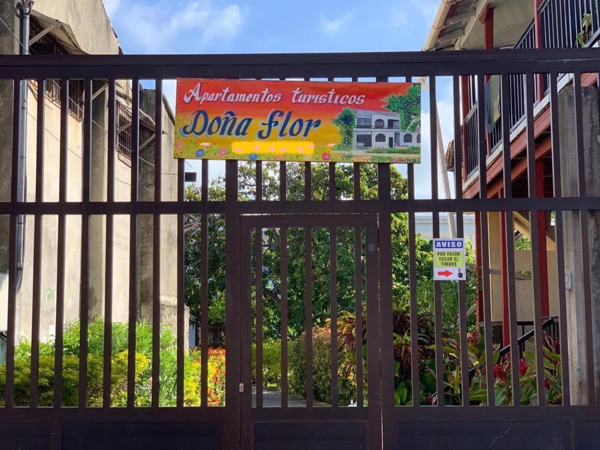 Apartamentos Turisticos Dona Flor San Andrés Eksteriør billede